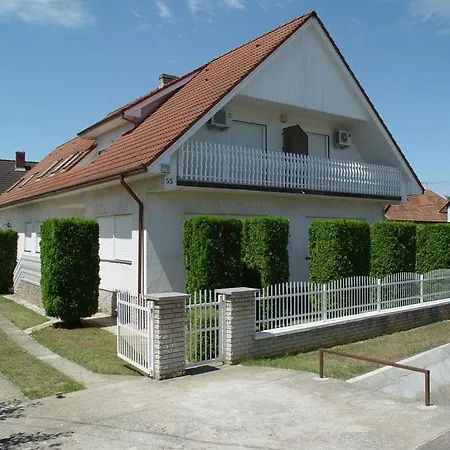 بيت للعطل Adler Haus